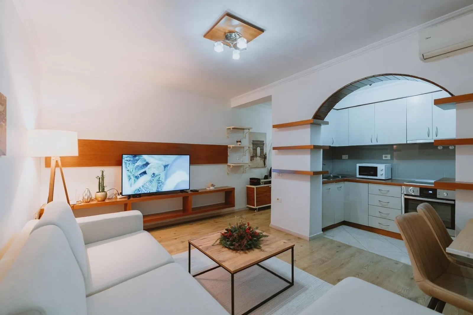 Апартаменты Cozy Center House Тирана